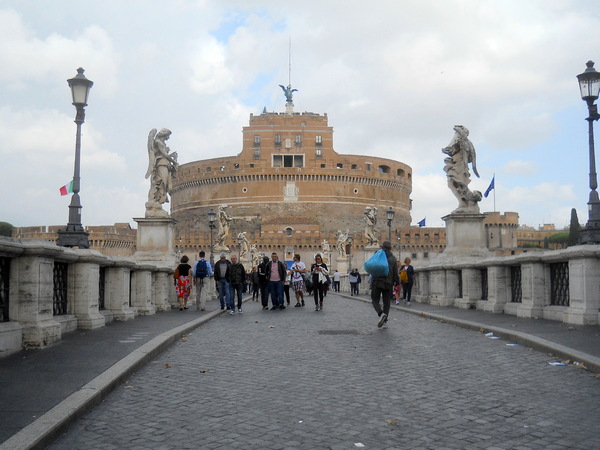 walking across hadrian's bridge