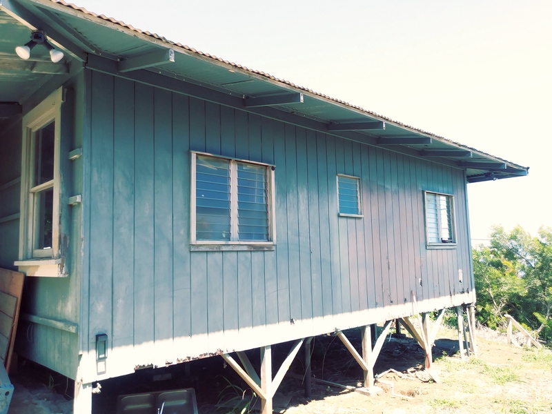 Hilo side of the house before shingles